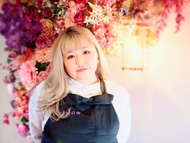 chief　ネイリスト